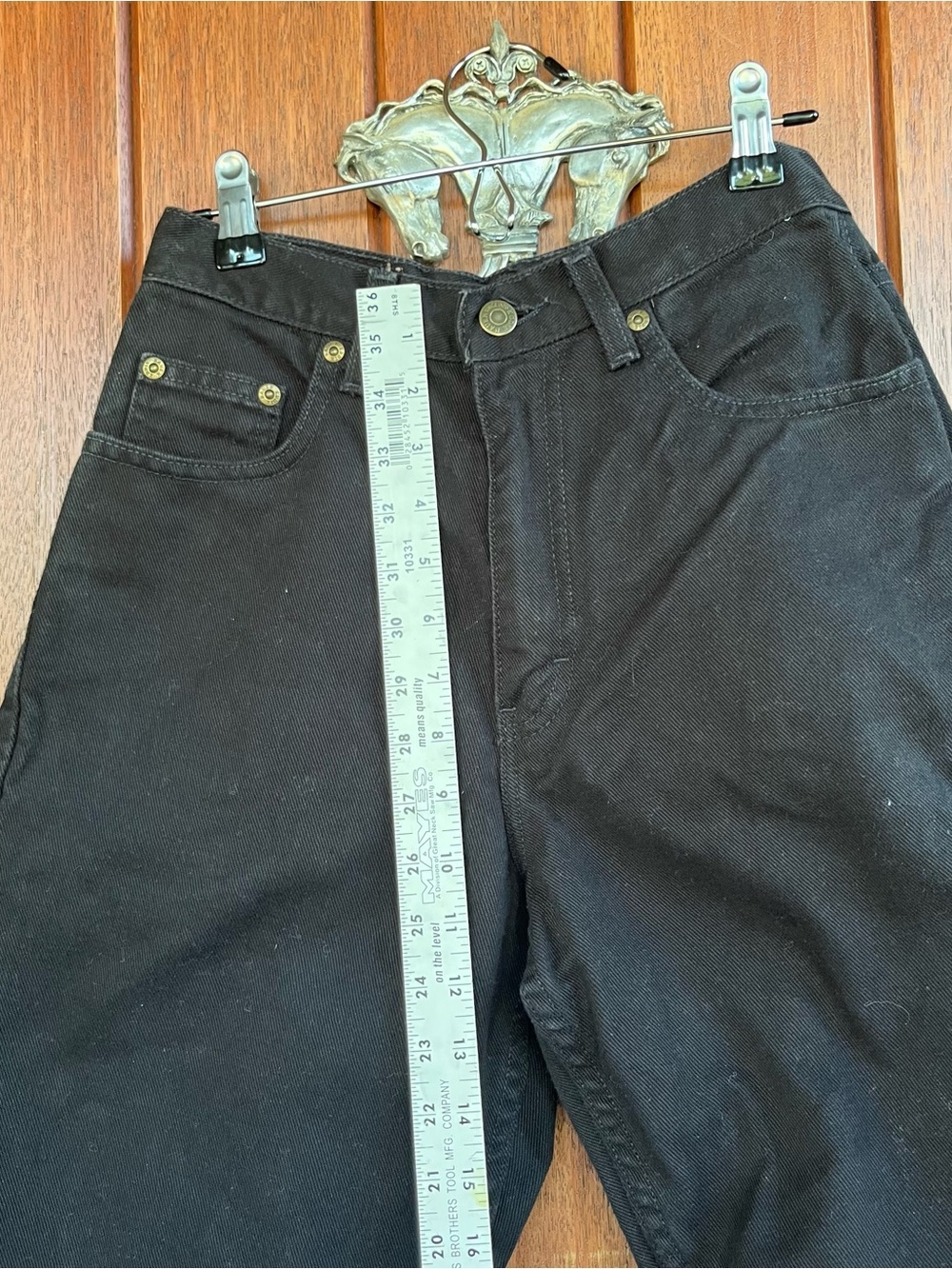 Women’s Eddie Bauer Jeans - Picture 7 of 9